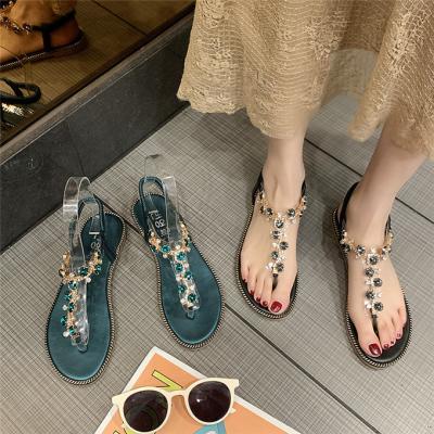 China Fashion Trend Wide Fit Women's Sandals With Rhinestone Chain Trendy Rubber Slippers for sale