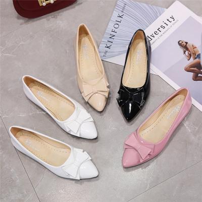 China 2022 New Pointed Light Flats Shoes With Ribbon Bow Elegant Women Ladies Shoes for sale