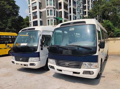 China 20 zitplaatsen Tweedehands Toyota Bus 120 km/h LHD Tweedehands Linksgestuurde Bus Te koop