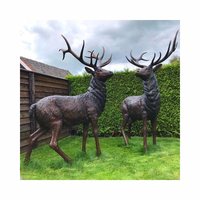 China Europe Antique Brass Deer Garden Statues Sculpture Outdoor Decor Life Size Bronze Deer Statue Pair for sale