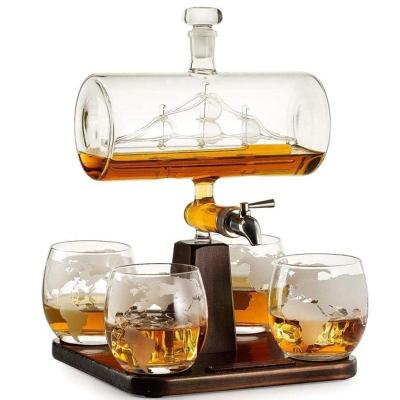 China Home Creative Antique 1000ml Boat Shape Decanter With Bracket And 4 Cups for sale