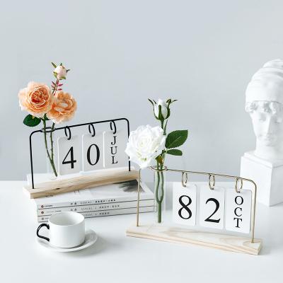 China Simple Minimalist Wholesale Desktop Calendar Ornaments Vase Home Decor Hydroponic Accessories for sale