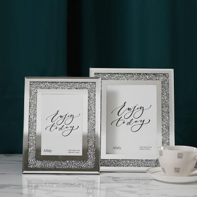 China Wholesale Luxury Home Decor Accessories Luxury Home Decoration Picture Frame Home Decoration Glass Photo Frame for sale