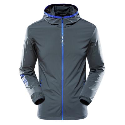 China Spring Outdoor Sport Breathable Men Fashion Coats Waterproof Breathable Windproof Jacket Women Skin Running Sportswear for sale