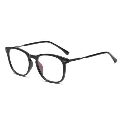 China Factory Product Designers Glass Frames Modern Leading Unique Design Men Plastic Frame Show for sale