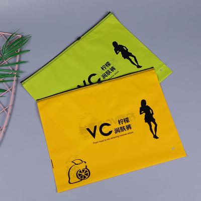 China Recyclable Recyclable Self Sealing PE Plastic Bags Multicolor Customized Logo Plastic Packaging Bags for sale