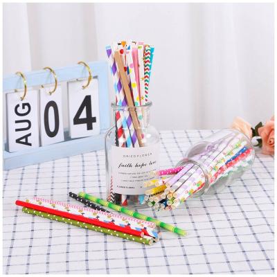 China Recyclable Custom Long Type Colorful Striped Straws Eco - Friendly Reusable Recyclable Paper Straws for sale