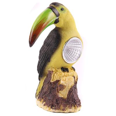 China China custom design outdoor bird garden decoration statue resin toucan craft lithium LED light for sale