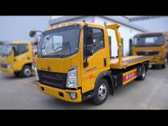 96kW Maximum Output Power Howo 4*2 Tow Truck Wrecker For Heavy Duty Towing