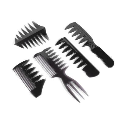 China Home Tooth Hair Barber Comb Hairstyle Salon Hairdressing Comb /Hotel /Salon /Travel Barber Shop Men Oil Head Styling Beard Comb for sale