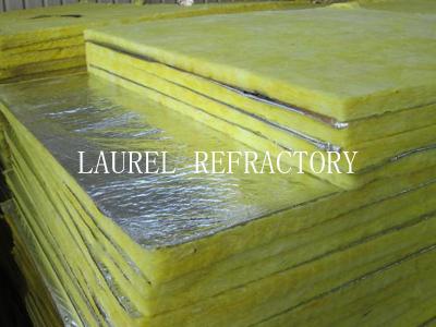 China Glass Wool Blanket Refractory Insulation Materials / Fiberglass Wool Roll Thermal Roof Building Materials for sale