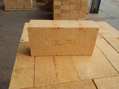 China Low Iron Content High Alumina Fire Bricks Refractory Corrosion Resistance for Kiln for sale