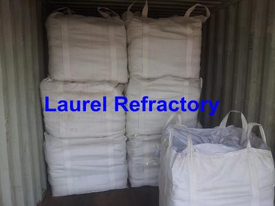 China Steel Fiber Strengthened Unshaped Cement Corundum Mullite Refractory Castable In Furnace for sale