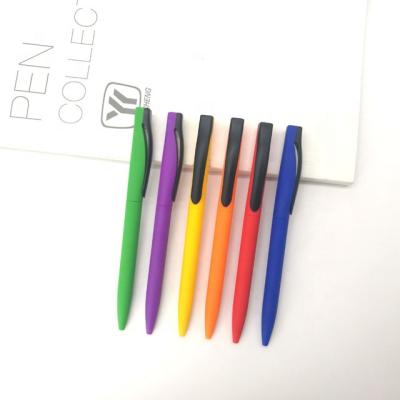 China Office & School pen 2019 soft touch office and school use logo classic colorful plastic pen for sale