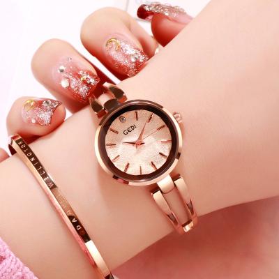 China Hot Selling Stylish Waterproof Small Women's Watch Online Celebrity Women's Watch Business Drainage Gedi Bracelet Watch Water Resistant for sale