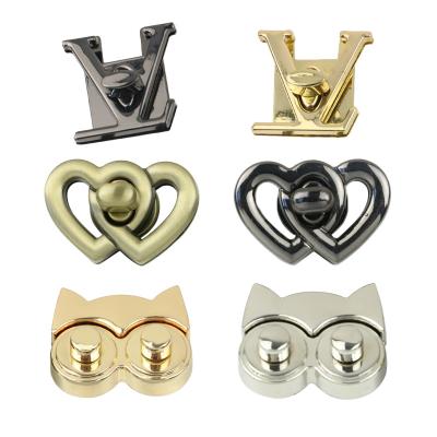 China Women Purse Closure Clasp Turn Lock Twist Lock Bag Hardware Accessories Metal Purse Customized Zinc Alloy Bag for sale