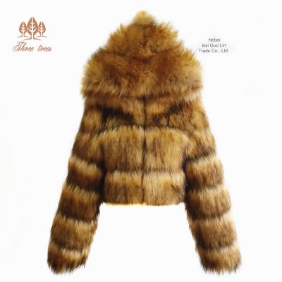 China 2021 Winter Short Style Anti-Shrink Hooded Faux Fox Fur Coats For Women Fashionable Warm Jacket Artificial Fur Coat for sale