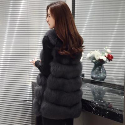 China Women's Anti-wrinkle Faux Fox Fur Winter Vest Lady's Winter Style Sleeveless Warm Fur Coat Vest Long for sale