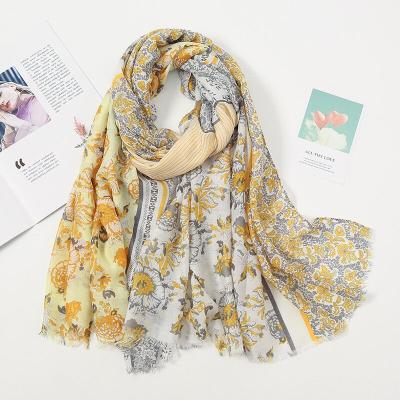 China 2021 Multifunctional Flower Soft Shawl Multifunctional Soft Cotton Women's Digital Printing Fashion Fringe Fringe Polyester Cotton Muslim Scarf for sale