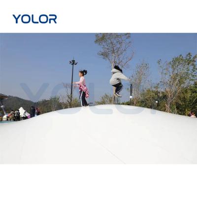 China China Trampoline Amusement Park Multiplayer Inflatable Three Ball Cloud Playground White Top Jumping Equipment Manufacturer for sale