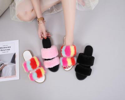 China Wholesale Lightweight European Style Summer PU Straps Guzzy Women's Microfiber Slippers Sandals for sale