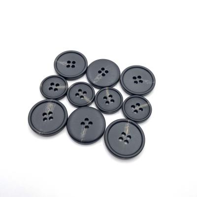 China Viable Wholesale High Quality Buttons Sewing 4 Holes Resin Button For Clothing for sale