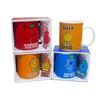 China 11OZ COFFEE MUG GIFT SET TEA MUG COLOR WINDOW BOX AND KEYCHAIN ​​SET MUG CUSTOMIZED LOGO CERAMIC DECAL MUG CUSTOMIZED FULL COLOR WINDOW BOX DECAL for sale