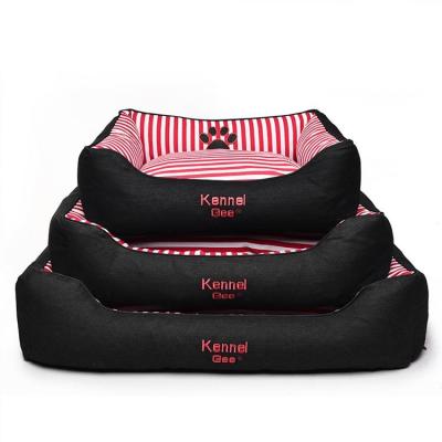 China Sustainable Wholesale Low Price Cozy Dog Cave Washable Warm House Bed UK for sale