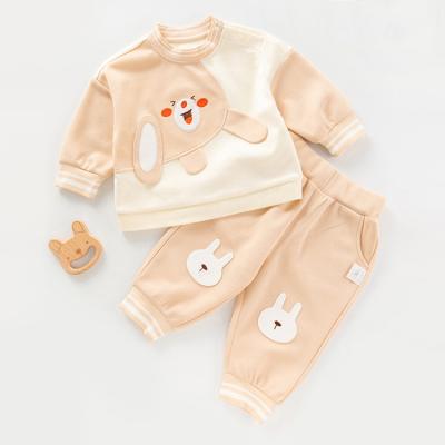 China Anti-wrinkle New Design Sweatshirt Set Baby O-neck Cute Print Cotton Comfortable Newborn Baby Clothing Set for sale