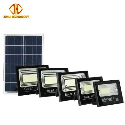 China Hot Selling Outdoor Waterproof IP66 25W 40W 60W 100W 200W Garden LED Solar Floodlight for sale