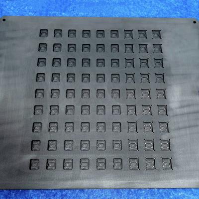 China 6 Mikronen isostatischer Halbleiter Graphitblock Niedrige Ausdehnung 125 MPa zu verkaufen