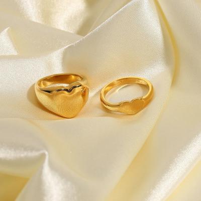 China FASHIONABLE Thick Hollow Heart Ring Heart Ring 18K Gold Plated Stainless Steel Chunky Ring Lady for sale