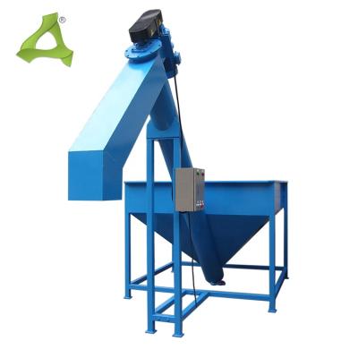 China Large Capacity Incline Heat Resistant Screw Conveyor With Hopper for sale