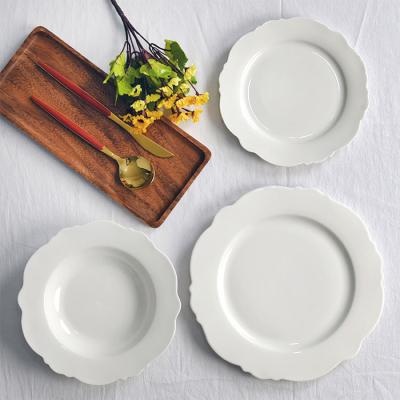 China Amazon Sustainable Hot Sell Ceramic Dinner Dishes Cheap Bulk Flat , White Porcelain Wedding Dishes for sale