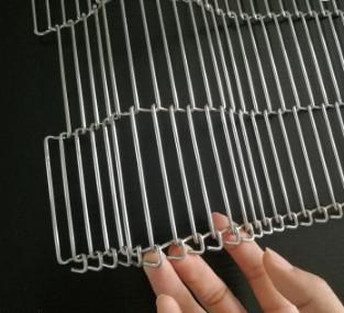 China Umhüllungs-flacher Flex Wire Mesh Oven Conveyor-Gurt für Nahrungsmittelausrüstung zu verkaufen