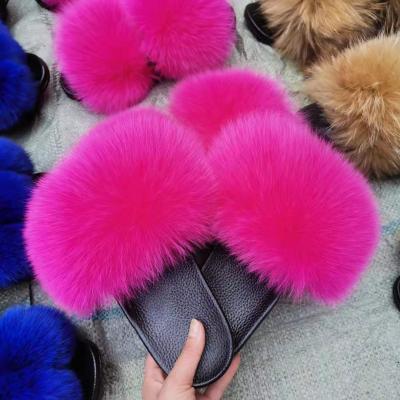 China CUSHIONING 2022 fast shipping quality stable raccoon hair soft sandals wholesale women's slippers natural color fur slippers for sale