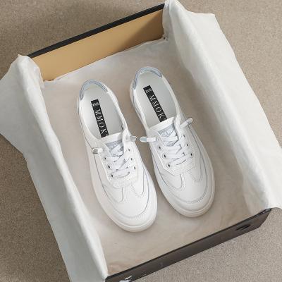 China Korean Style Women's White Shoes Cusual White Quick-drying Low Top Couple White Sneakers 2022 New Sport Lace Up Flats for sale