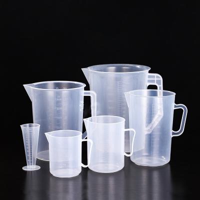 China 100ml 250ml 500ml 1000ml 5000ml pp Measuring Cup Jug Viable Measuring Plastic Measuring Set for sale