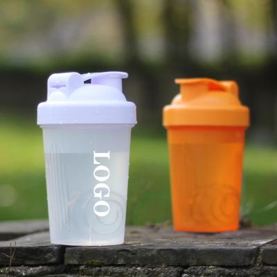 China BPA Free Viable Plastic Shaker Bottle Cup For Protein Shaker Water Bottle Gym 400ml Mixer PP Plastic With Mixing Ball for sale