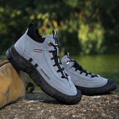 China Outdoor hiking shoes with new colors in autumn and winter, hiking shoes travel, leisure sports work clothes shoes 7 for sale