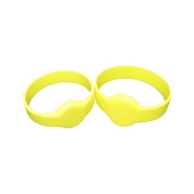 China Waterproof / Weatherproof Factory directly sale custom new style polyester elastic fabric woven RFID wristband for sale