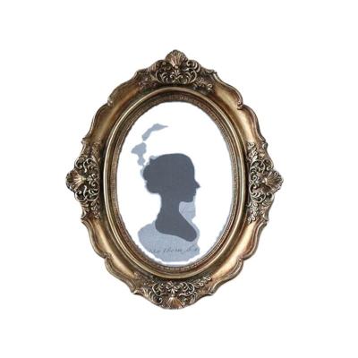 China European Classic 21.5*26.5cm Decorative Frame Antique Resin Photo Frame for sale