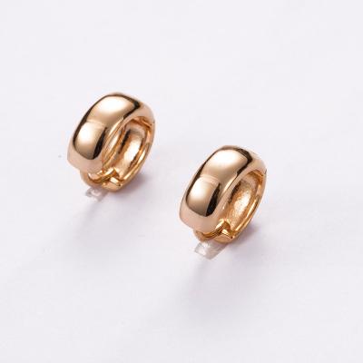 China Hot Selling Vintage Fashion Personality Design Niche Style High End Stud Earrings for sale