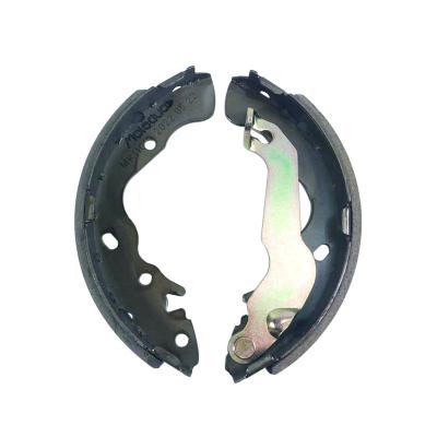 China Ceramic Drum Brake Shoe Rear Brake Shoe MK11010 K8817 S808 S749 04495-0d060 For HYUNDAI Brake Shoes 58305-28A00 for sale