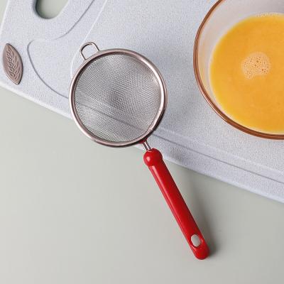 China Sustainable Kitchen Cooking Portable PP To Handle To Hang Mini Hole Food Flour Large Spoon Tea Stainless Steel Mesh Sieve for sale