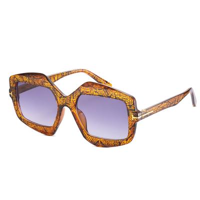 China Irregular Leopard Women Sunglasses Fashion Sunglasses New 2021 for sale