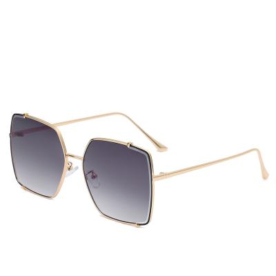 China New Arrival Fashion Sunglasses Women's Oversized Square Frame Metal UV400 Men Shading Sunglasses oculos de sol for sale