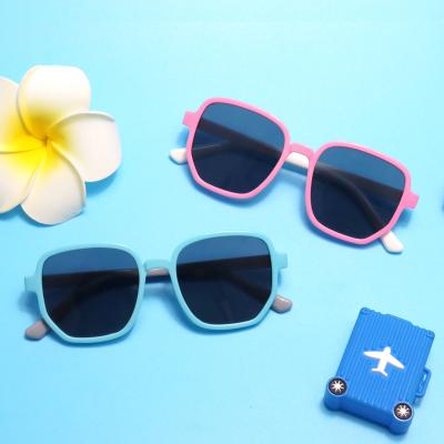 China Fashion UV400 Sunglasses Polarized Soft TPEE Frame Material Radiation Protection Children Kids Sunglasses for sale