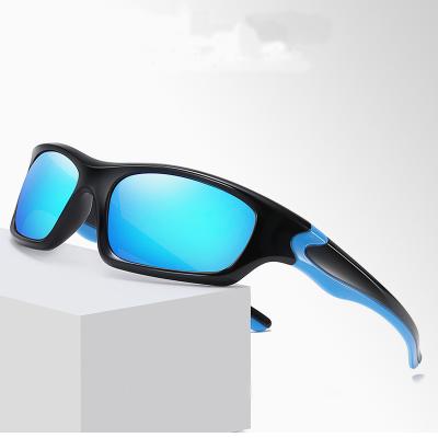 China Fashion Sunglasses 2020 New Sports Stylish TR90 Sunglasses Polarized Men Driving Sunglasses for sale