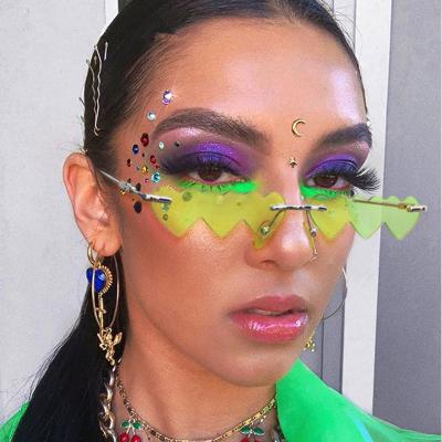 China Newest Design 2020 Newest Design Sunglasses Metal Frame Fashion Sunglasses China Factory Direct Sale In China Red Green Yellow Black Purple Men Women for sale